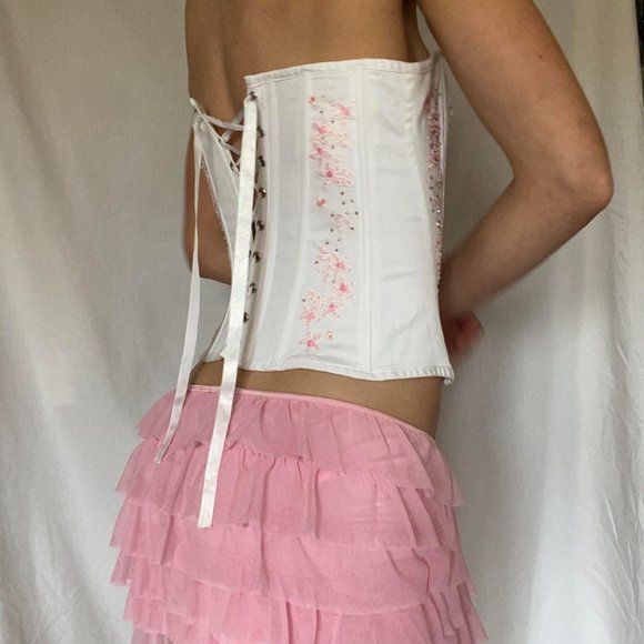 Vintage Embroidered Lace Up Corset - Picture 3 of 3